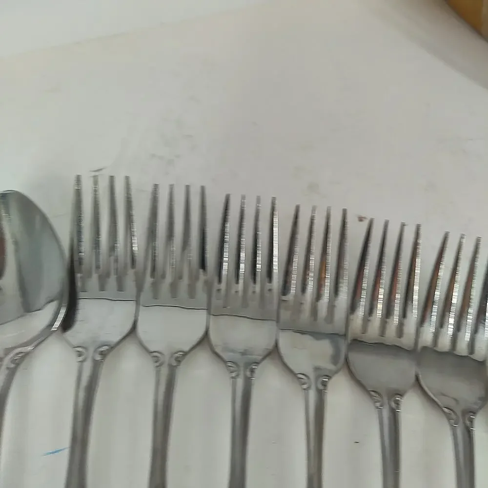 16X Set Walco Discretion Stainless Korea Dinner Forks Table Tea Spoons Spreader